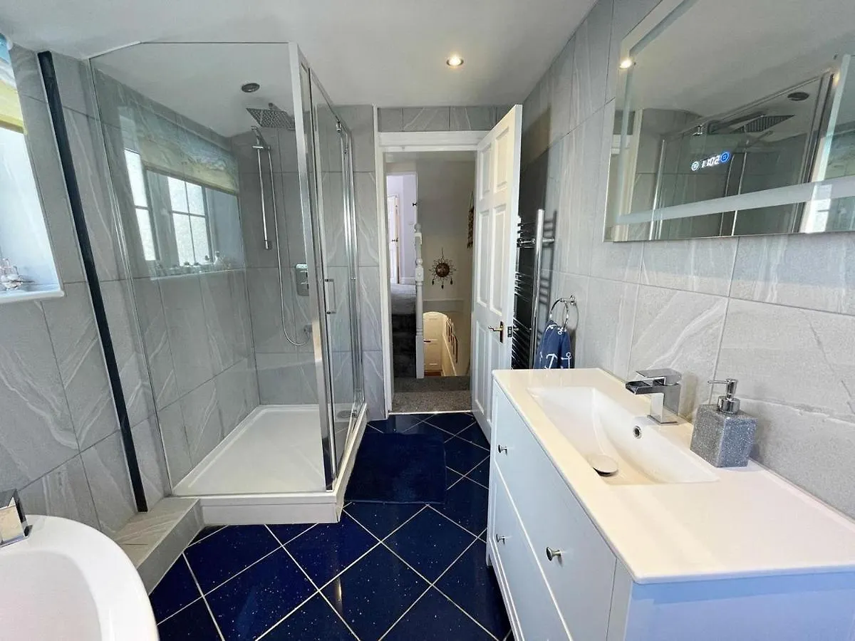 דירה ברייטון Dragonfly Cottage By Crown Gardens Holiday Homes